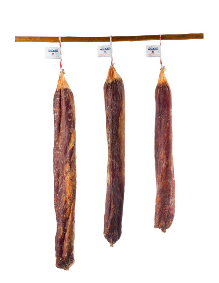 Lomo embuchado de elaboración artesana de gran calidad.